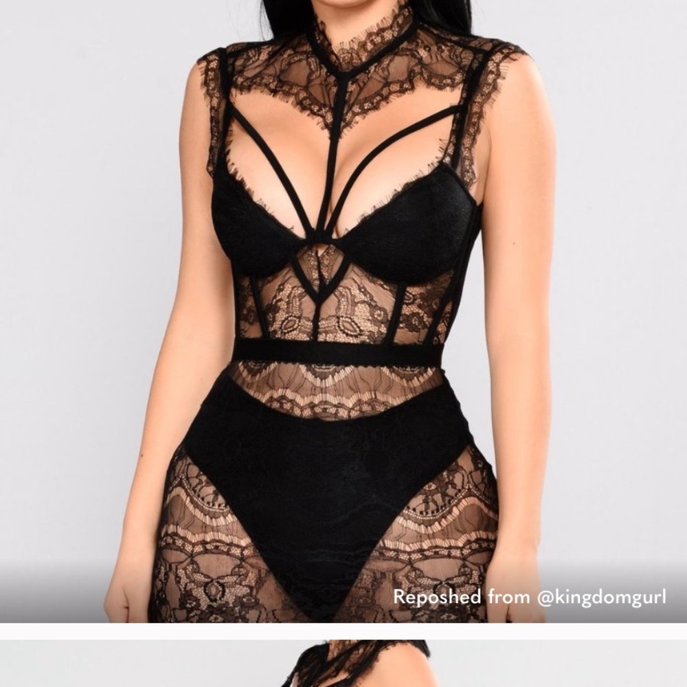 Fashion nova without a trace lace black dress